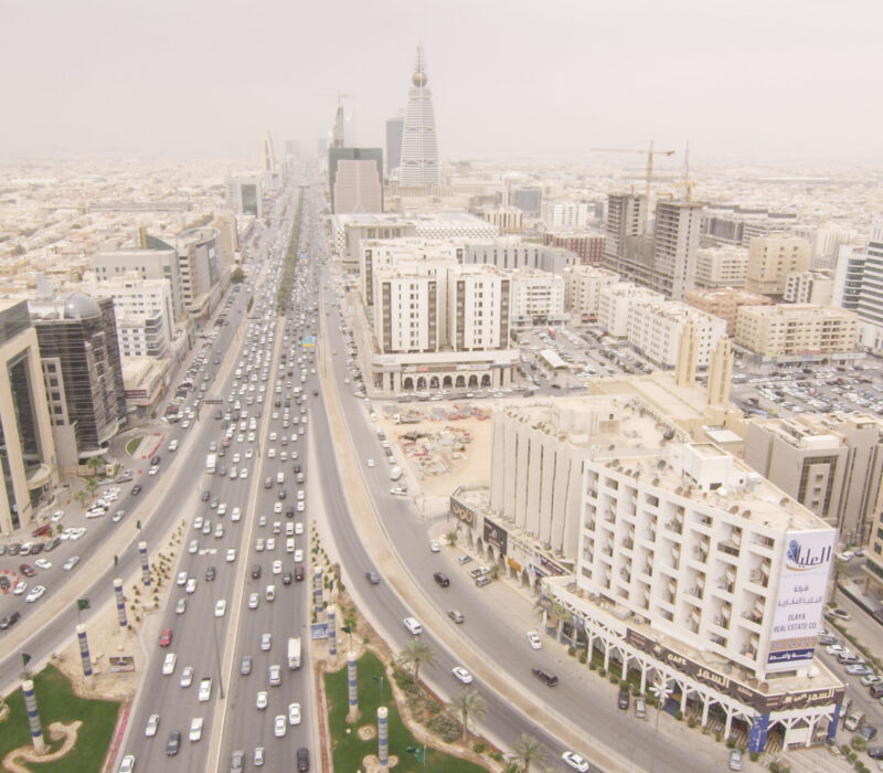 أسعار العقارات في السعودية ترتفع 1.2% بدعم الأراضي السكنية والرياض